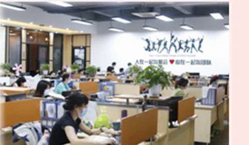 iFunSmart sales team supporting global B2B customers